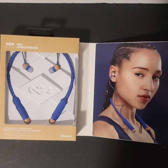 House of Marley Smile Jamaica In-Ear Bluetooth Headphones - Picture 3 of 7